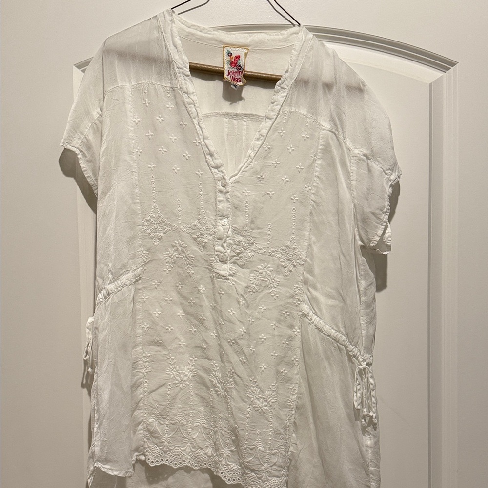 Johnny Was White Embroidered V-Neck Tunic